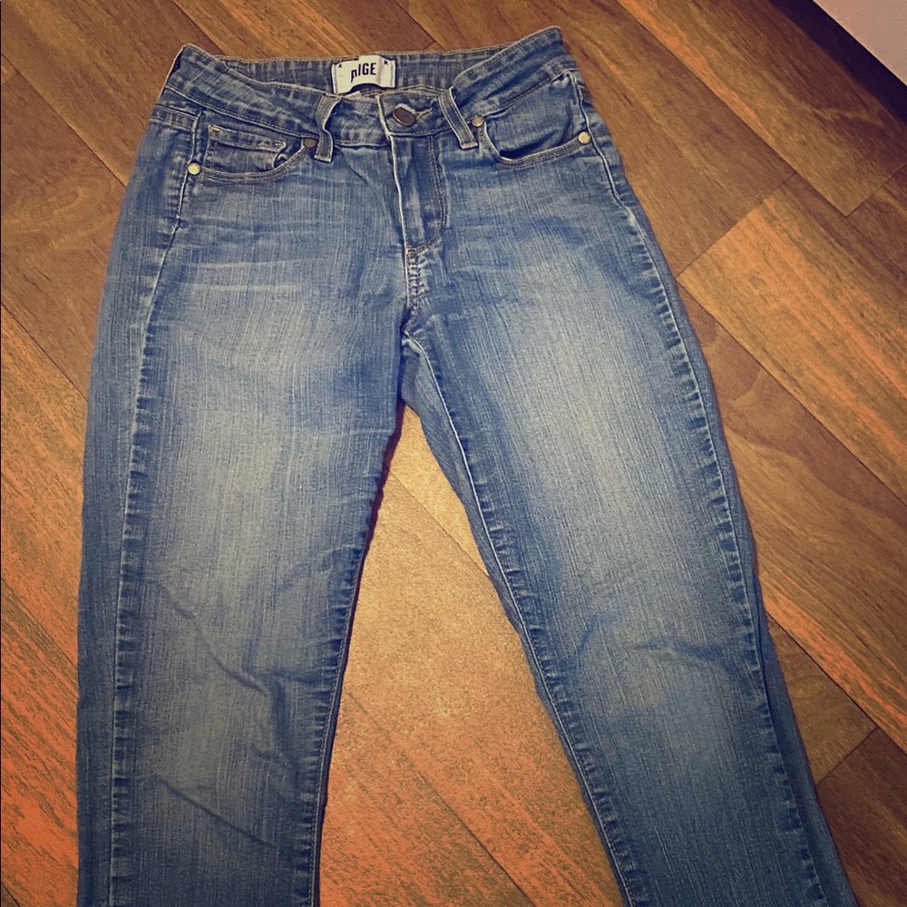 Jeans ankle length (I am 5’4)